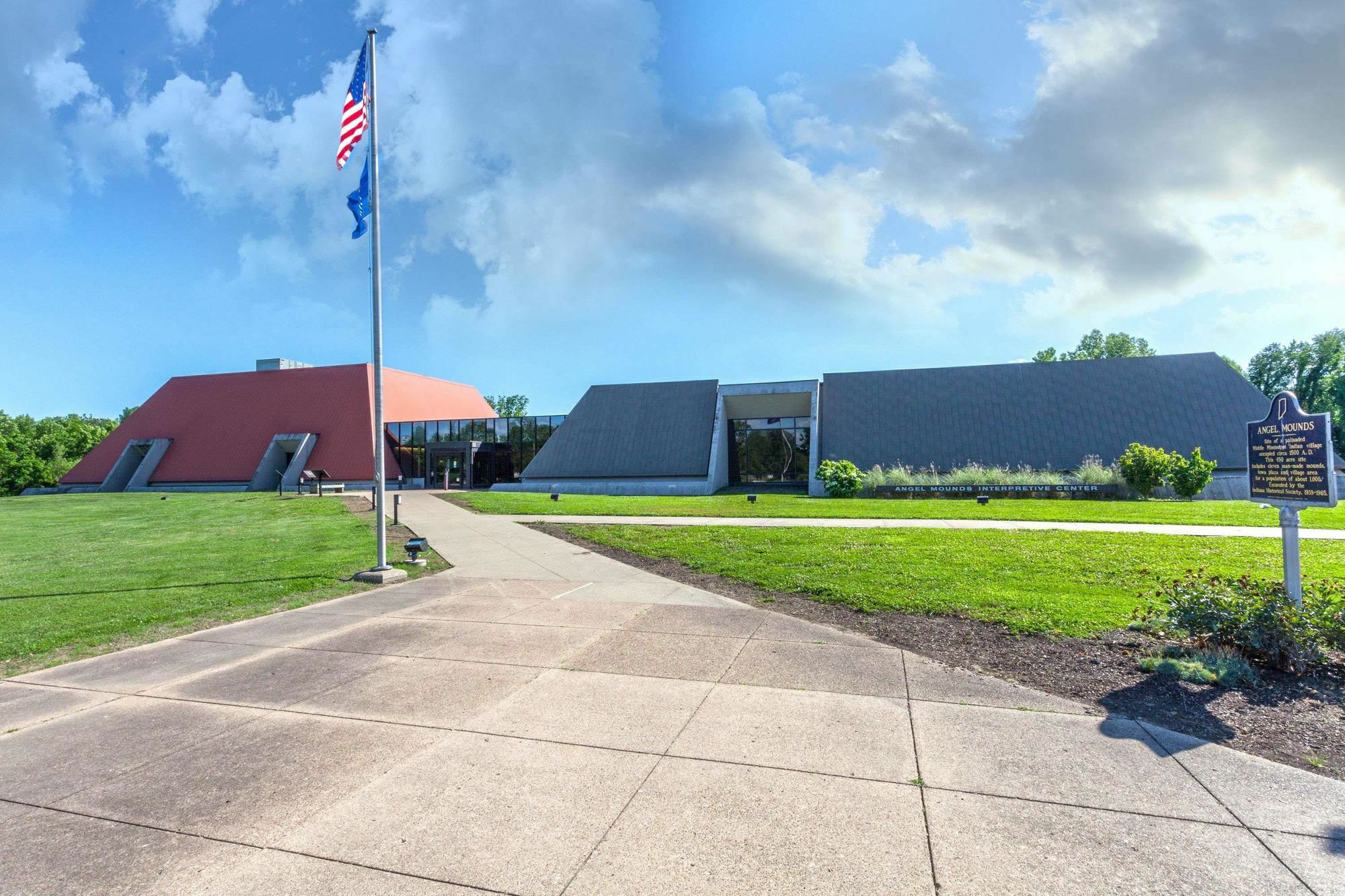Spark By Hilton Evansville East, In Exterior photo